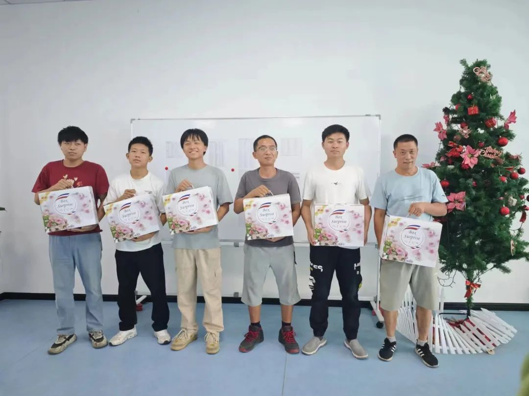 關(guān)愛職工·情系一線 | 寶開工會組織開展“夏送清涼”慰問活動